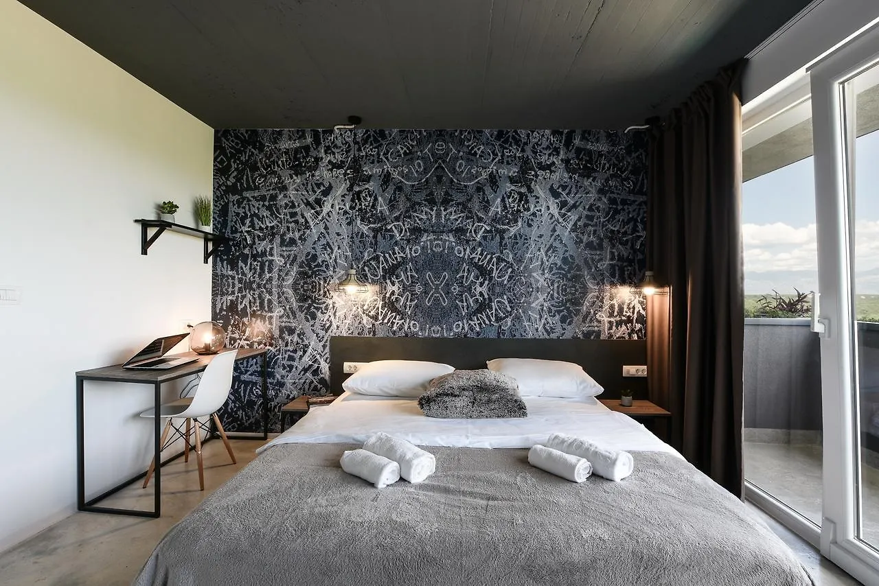 Villa Mendula Nin Holiday park