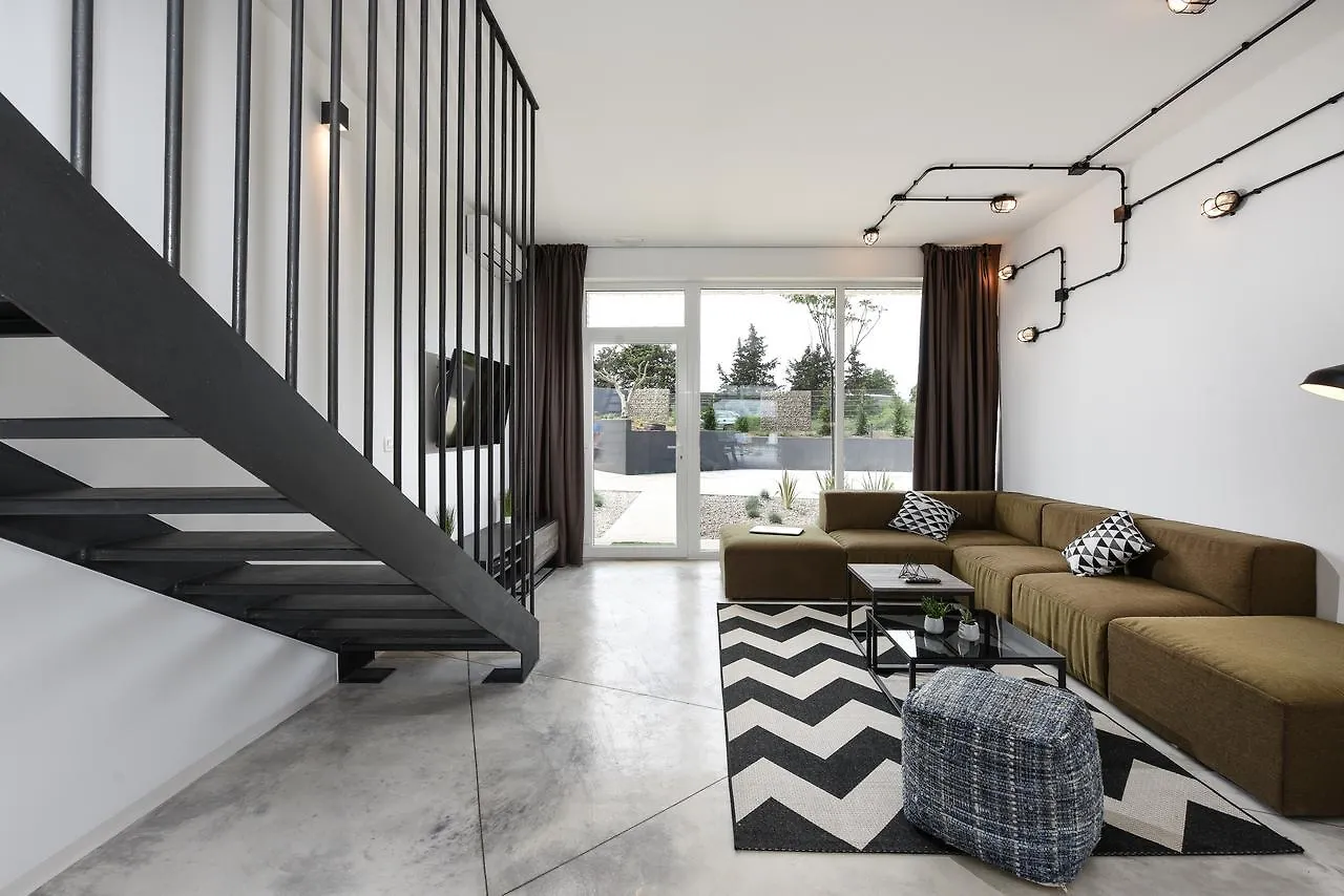 Villa Mendula Nin