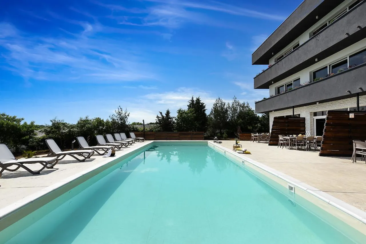 Villa Mendula Nin 4*,  Croatia